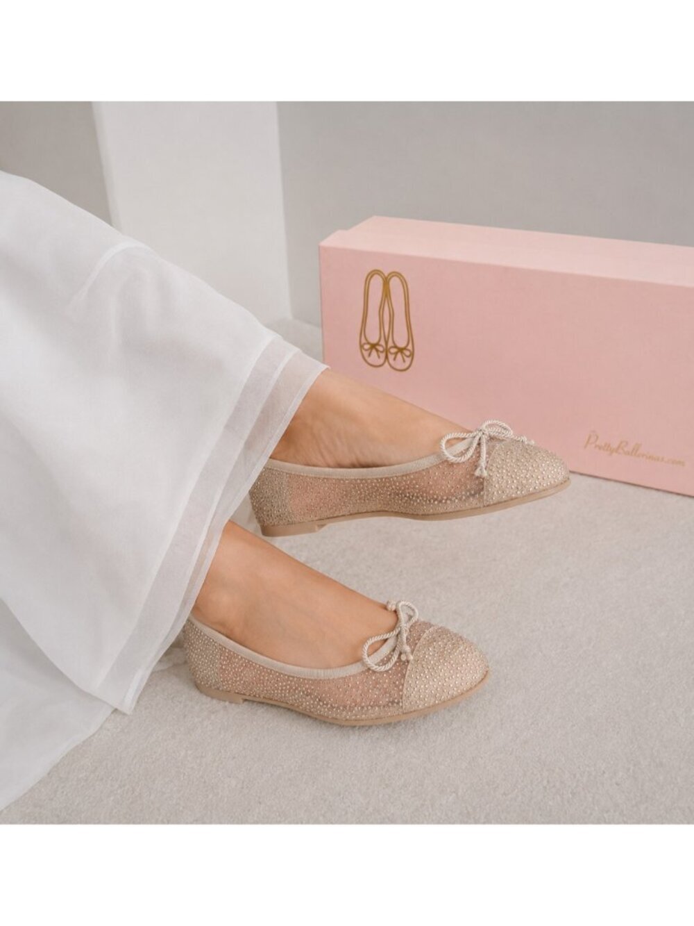 Pretty Ballerinas Size 40 Crystal Studded Ballet Flats Beige Gold Spain EU 40
